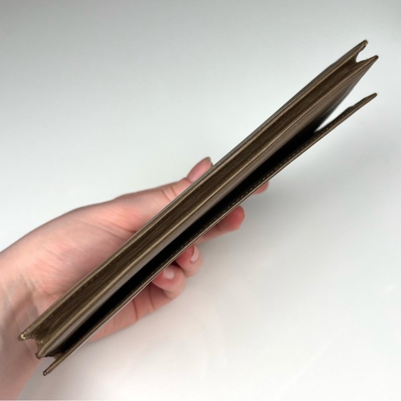 Givenchy Long Wallet - Picture 6 of 9